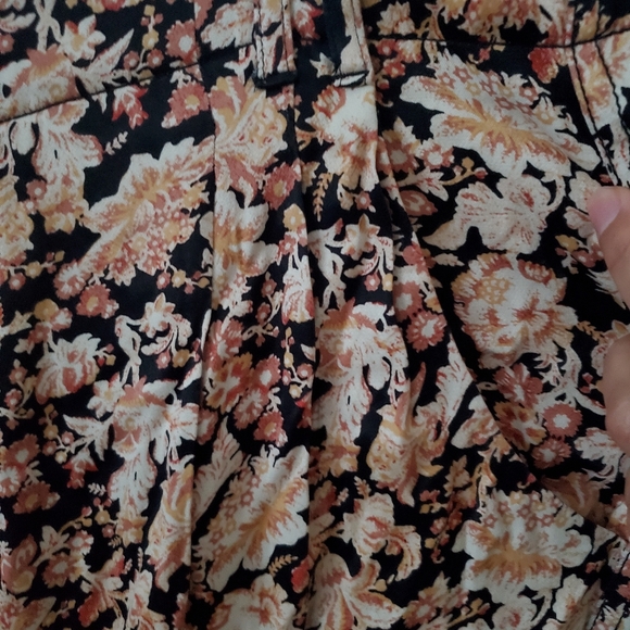 Anthropologie Tan Floral Black Jogger Ankle Pants Women's Size 14 XLarge - Picture 3 of 12